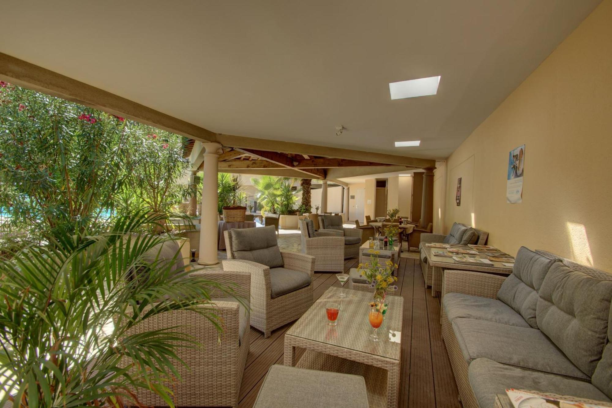 Hotel La Magnaneraie Villeneuve-lès-Avignon Zewnętrze zdjęcie